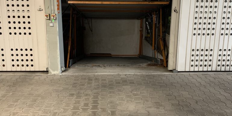 Abschließbare Garagenbox